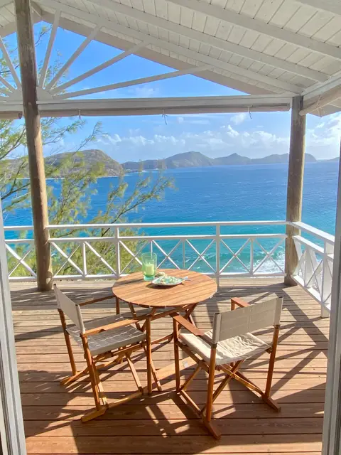 Easter Cottage Upper Deck apartment rental